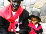 Sanpedreños de Guarenas, vistiendo pañuelo rojo que emula a la muceta papal del siglo XIX.