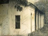Inmediaciones de la casa grande y pulpería de la Hacienda Casarapa de Guarenas. Fotografía final década 1970.