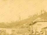 Esquina de la calle Bermúdez con calle Comercio, Guarenas, fotografía de año 1915. Hasta la década de 1930, esta era la última esquina este de la calle Comercio. Luego se hizo su prolongación hasta la intersección con la calle Páez (esquina del Provincial).