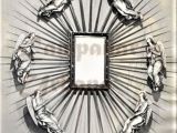 Marco en Bronce de la Virgen de La Copacabana, instalación de la obra, Conrado Vigni, año 1957