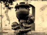 Escultura de Amorcillos en la fuente de la Plaza La Candelaria de Guarenas, del escultor Emile Antoine Durenne, elaborado entre 1880 y 1885. Fotografía de 1979.