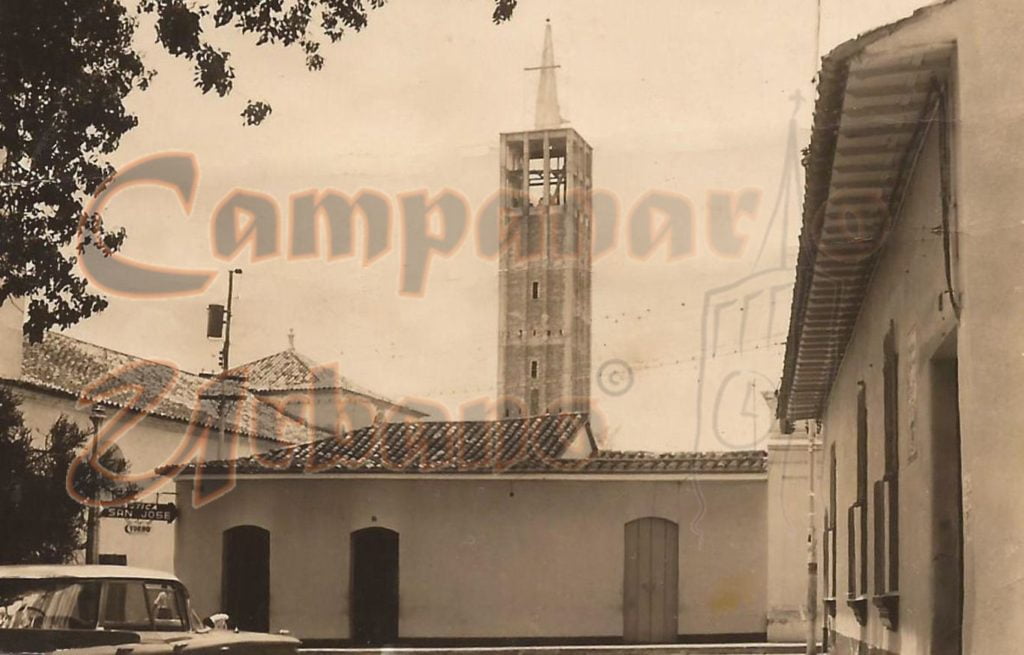 Construcción torre del campanario de Guarenas