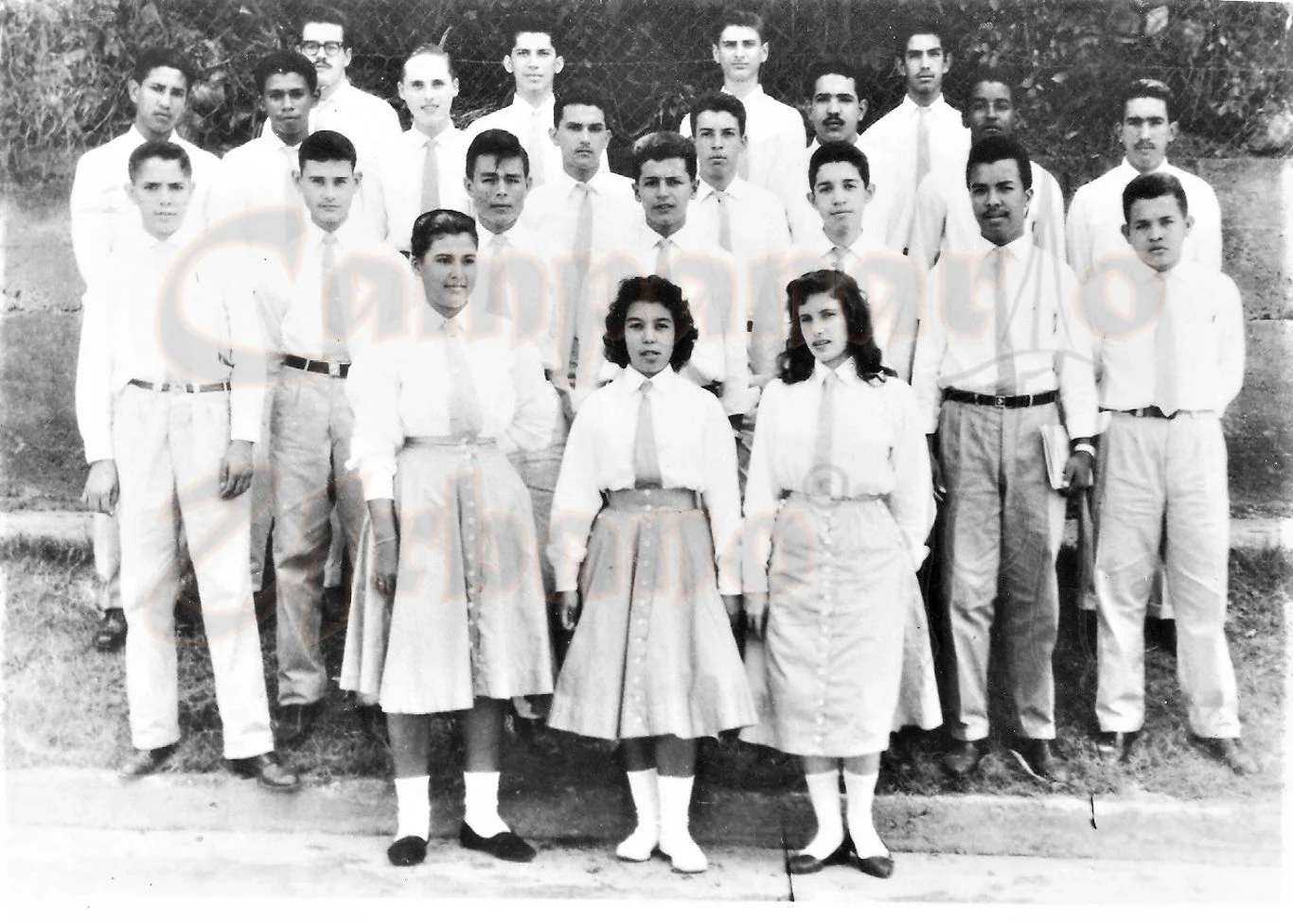 Alumnos del Tercer Año del Liceo Dr, Ramón Alfonzo Blanco, Calle Bolívar de Guatire, Edo. Miranda, año 1962