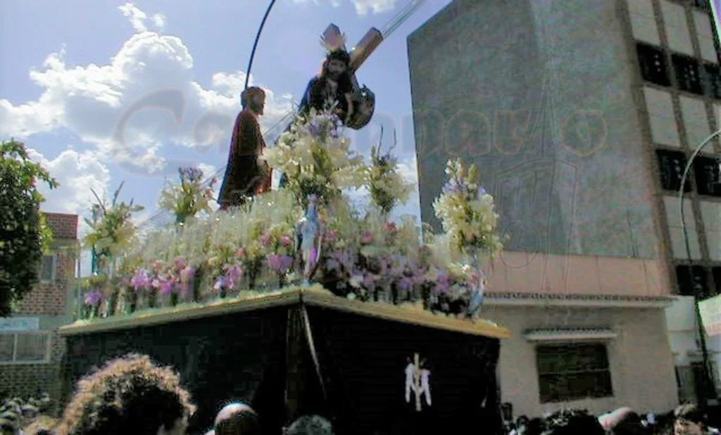 Procesión del Nazareno de Guarenas, Plaza La Candelaria, Guarenas, Edo. Miranda, año 2000