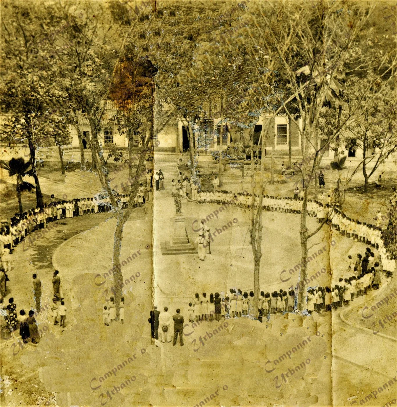 Plaza Bolívar de Guarenas, año 1950
