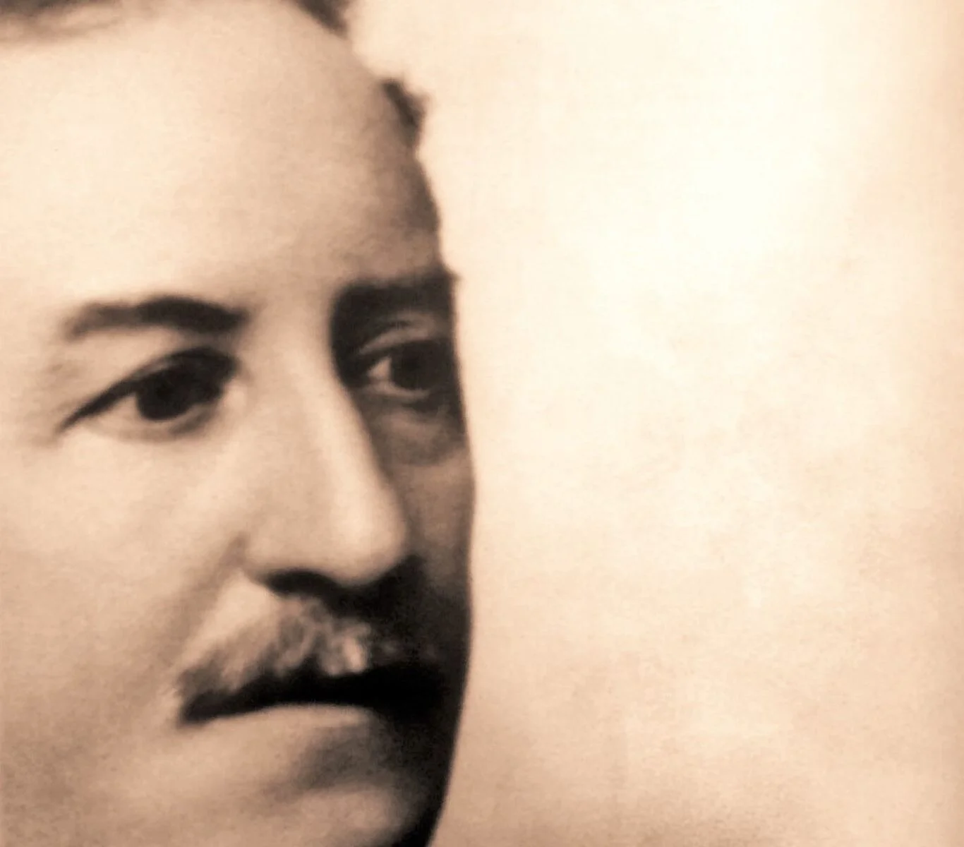 Eliodoro González Poleo (Guarenas, 1871 - Caracas, 29/01/1923), creador del Ponche Crema.