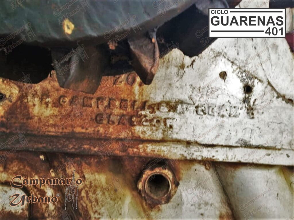 Ingenio azucarero a vapor de la antigua Hacienda Casarapa de Guarenas. Se observa el molino de 1920 de la Compañía Blair, Campbell & McLean de Glasgow, Escocia, la cual se especializaba en la fabricación de engranajes, rodillos trituradores, molinos y maquinaria azucarera. Fotografía del 29 de septiembre de 2021.