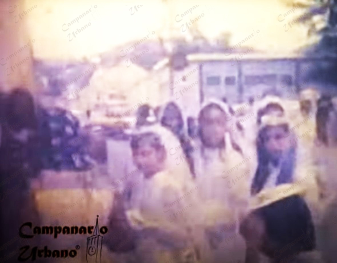 Fotografías: Primera Comunión de las niñas del Colegio Parroquial Jesús María Marrero en la Iglesia de Nuestra Señora de Copacabana de Guarenas, década 1960.